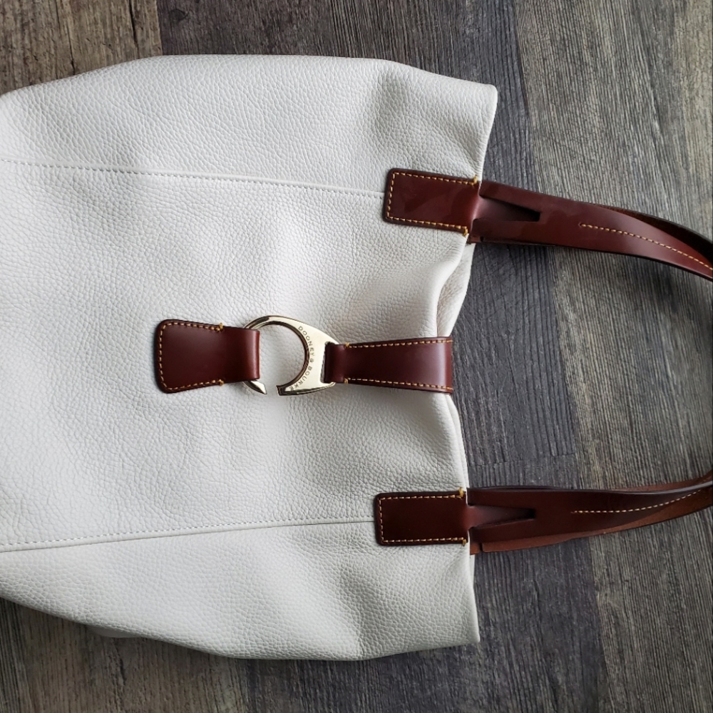 Dooney & Bourke